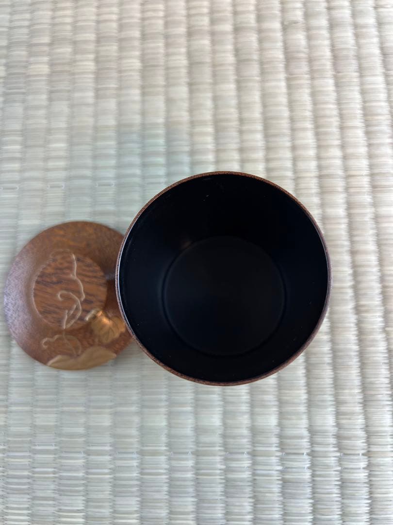 木製葉彫刻棗 箱付き 茶道具　茶入れ　骨董