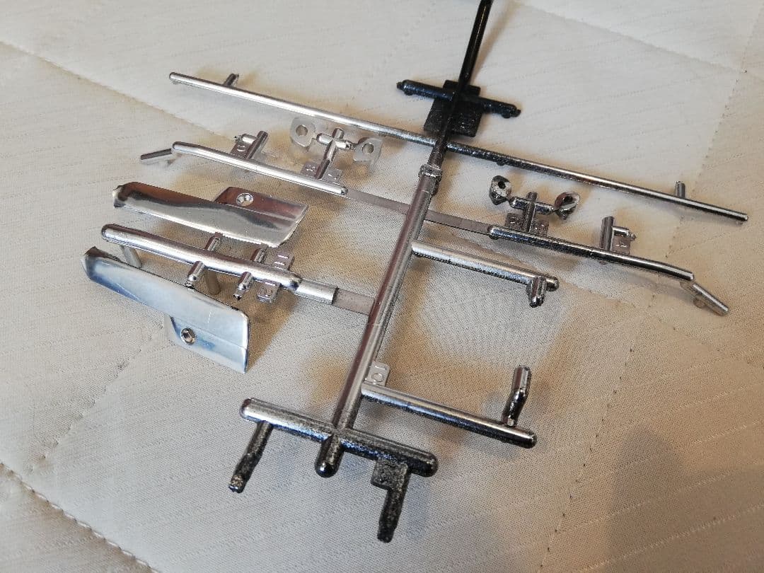 タミヤ 1/10 マクラーレン メルセデス MP4-24 ハミルトン F104