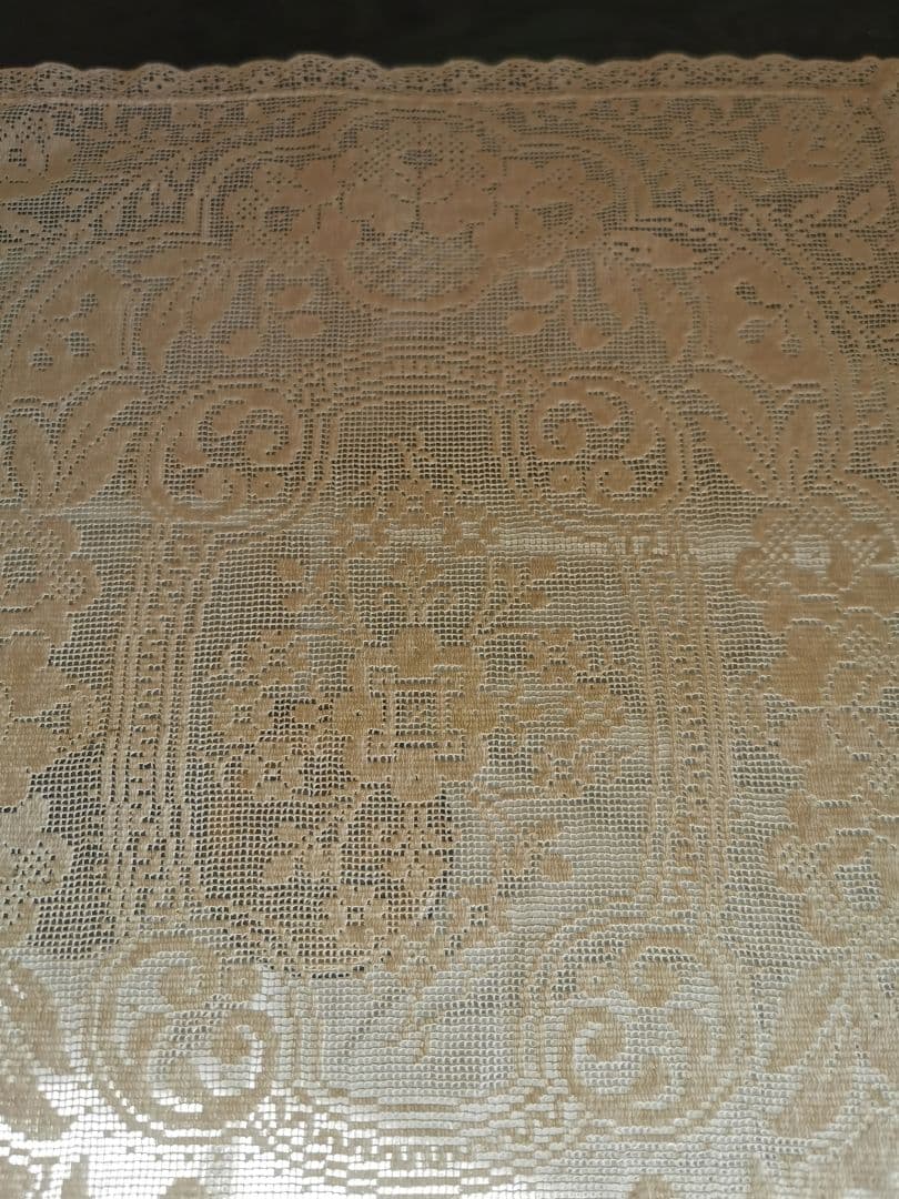 アンティーク 目の細かな◻◽フィレレース レクタングル トレイクロス ローズ紋β