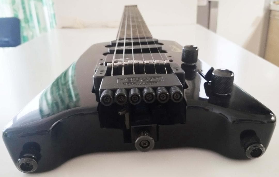 【新品同様・美品】スタインバーガー ブラック【難あり】