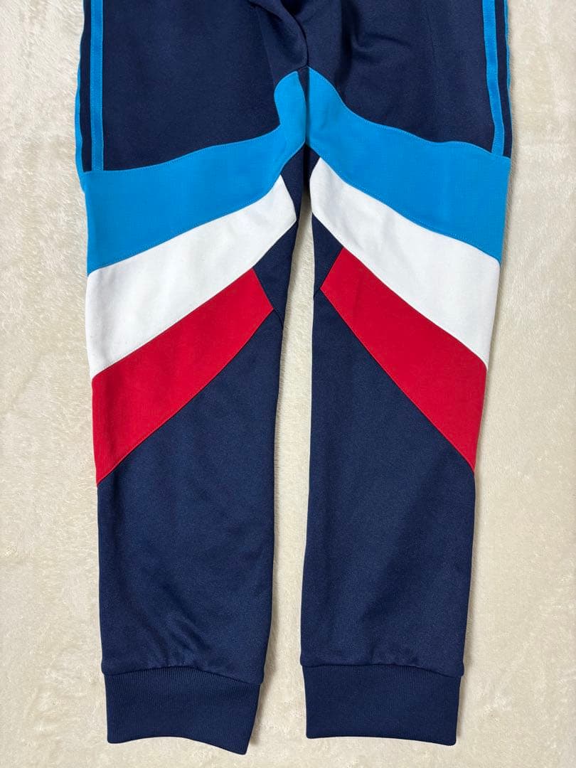 アディダス トラックジャケットパンツ　パネル切替　上下セットアップ　マルチカラー