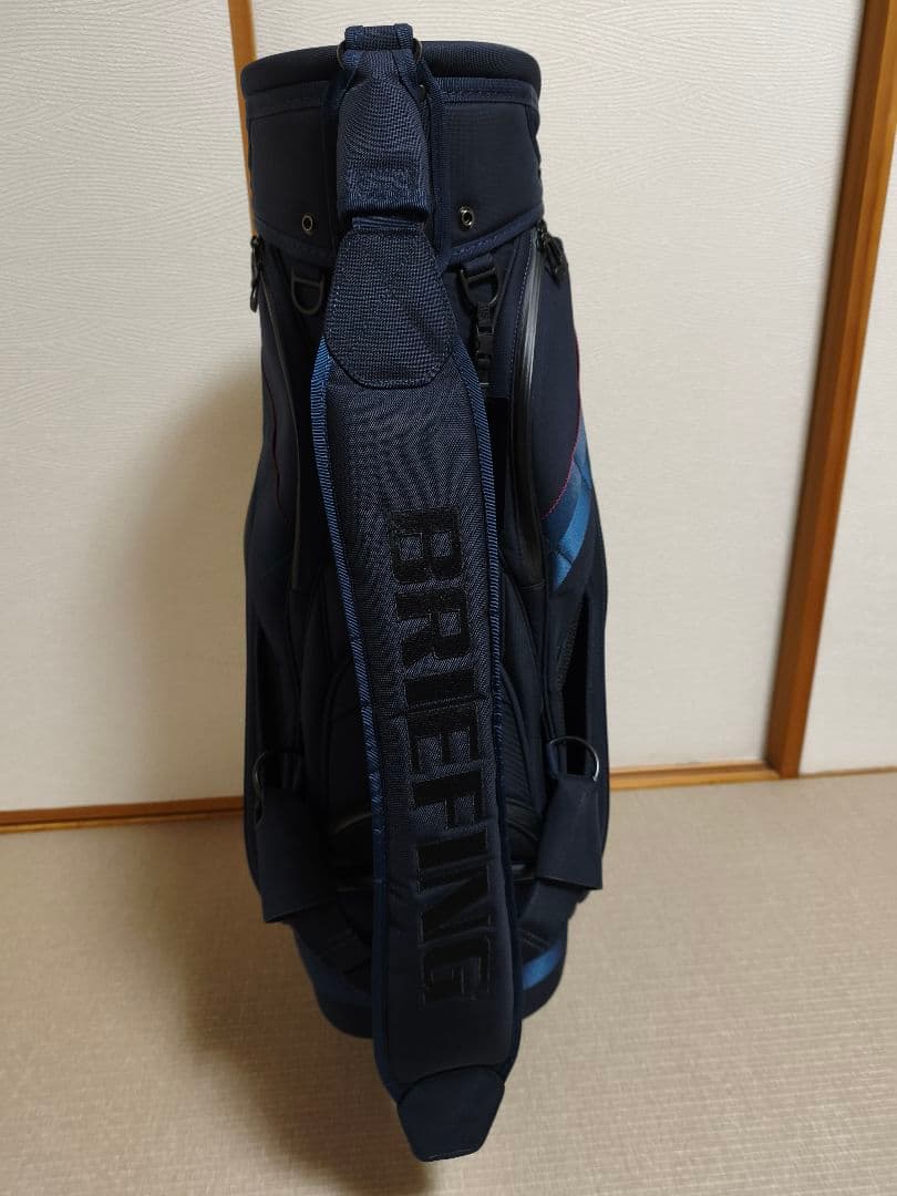 BRIEFINGキャディバッグ CR-3＃02 9.5型 ネイビー