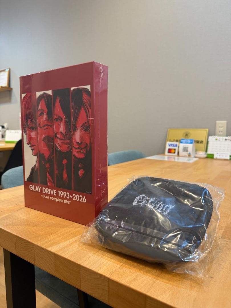 オマケ付き　DRIVE GLAY complete BEST　CDプレイヤー付き