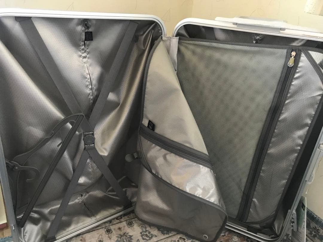 未使用スーツケース ハードキャリー 90L ホワイトカーボン MM-5688