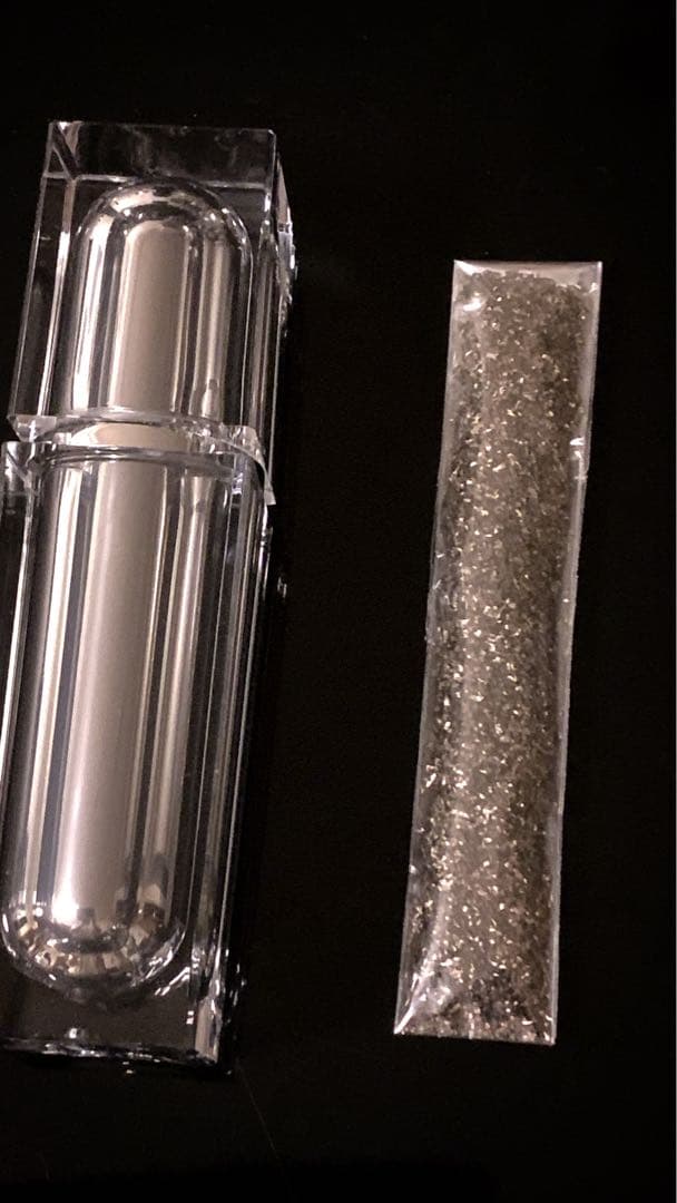 最高級な宇宙の隕石の粉ケース付き ⚜️✨　宇宙の流れ星の粉 ✨✨✨