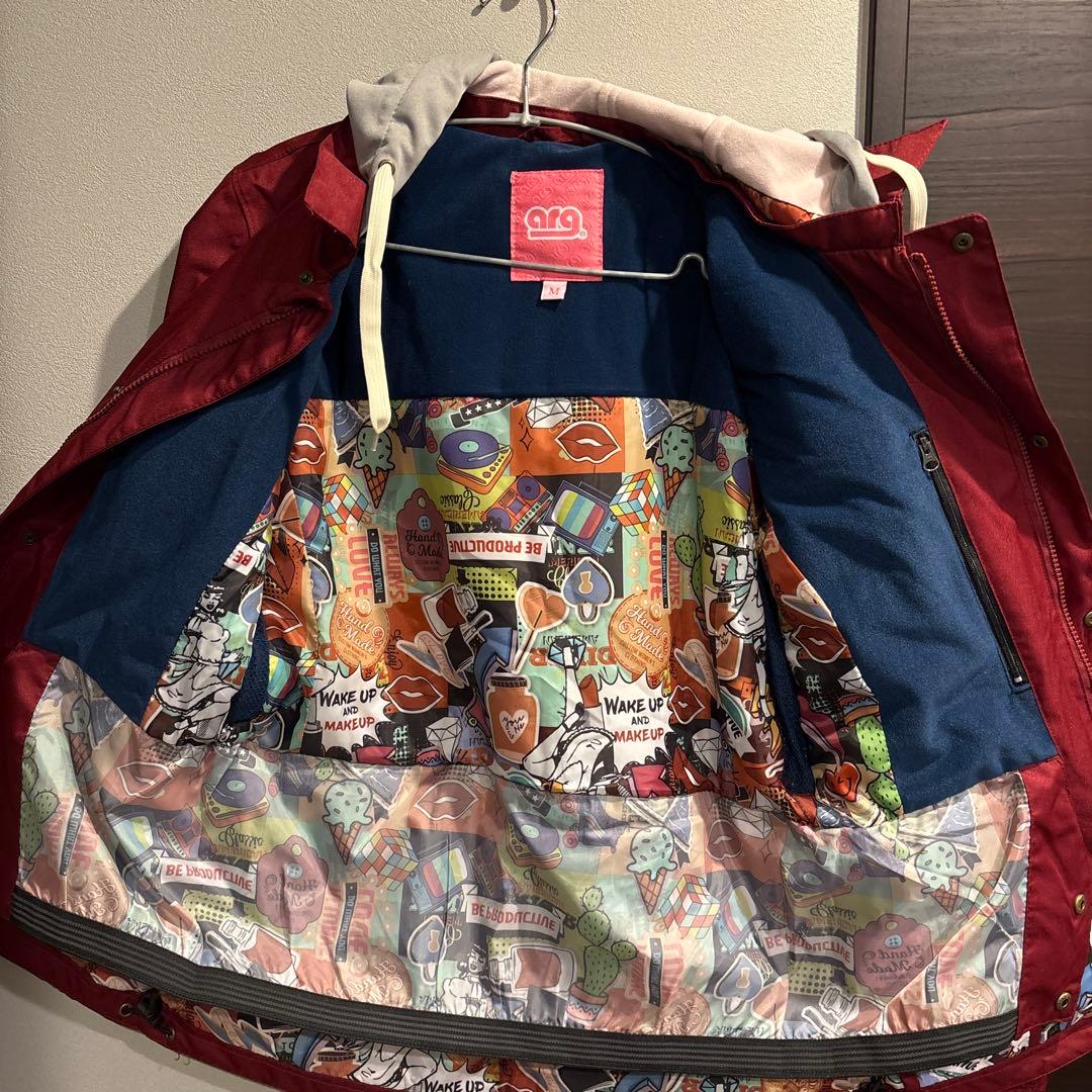 新品　ARG  スノーウェア M 上のみ