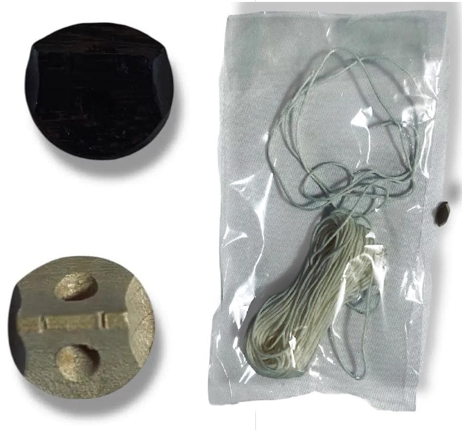 弦交換済 中国 古月 弦 楽器 民族 二胡 ケース 革 中国蘇州 風舞藍天領天高