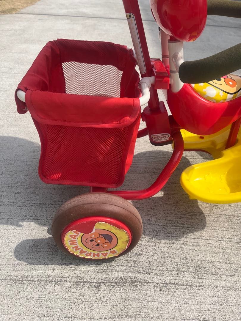 アンパンマン デラックス三輪車　サンシェード付