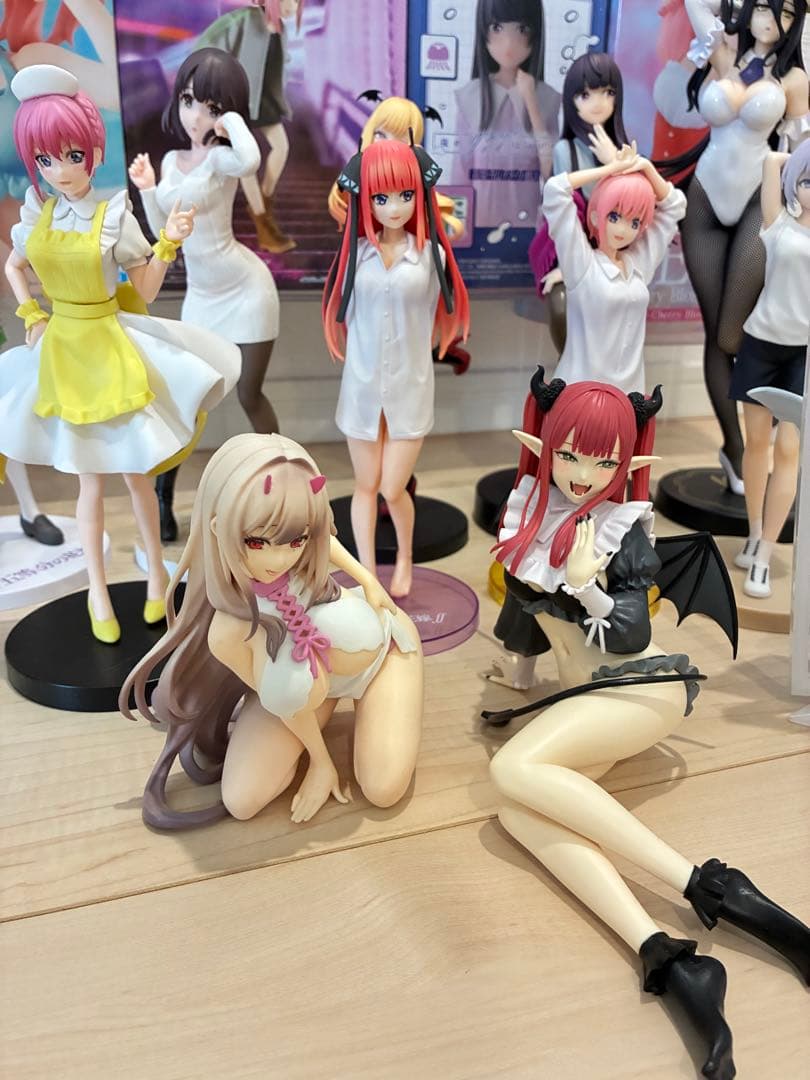 【開封品&未開封品22点】美少女フィギュア　着せ替　NIKKE アルベド　五等分